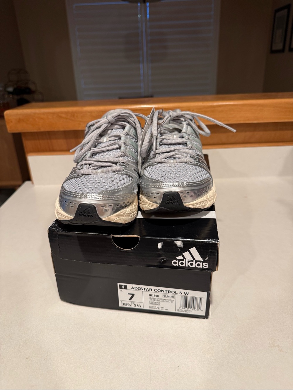 Adidas Adistar Control 5